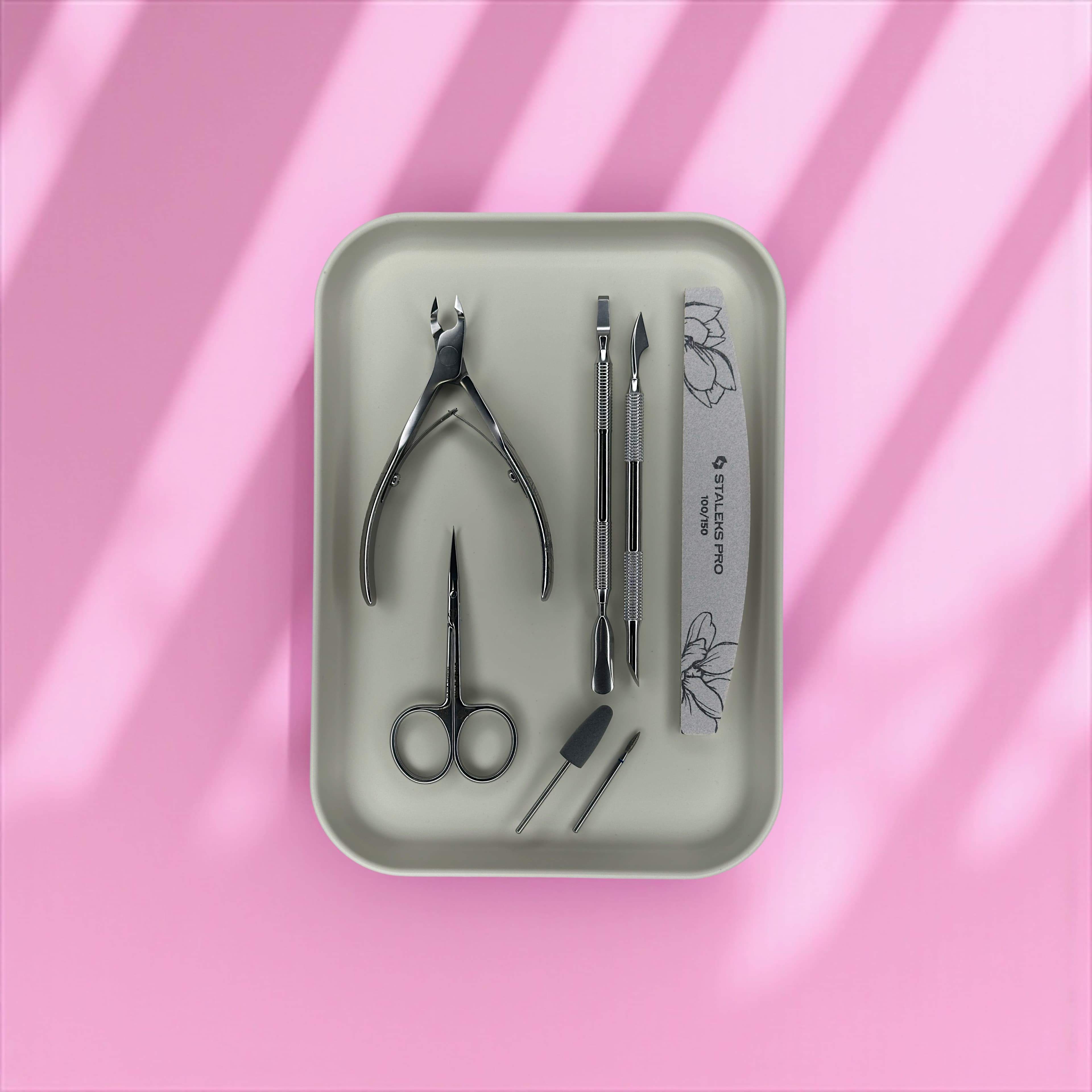 Vassoio porta strumenti AMOREBEAUTY, Avorio